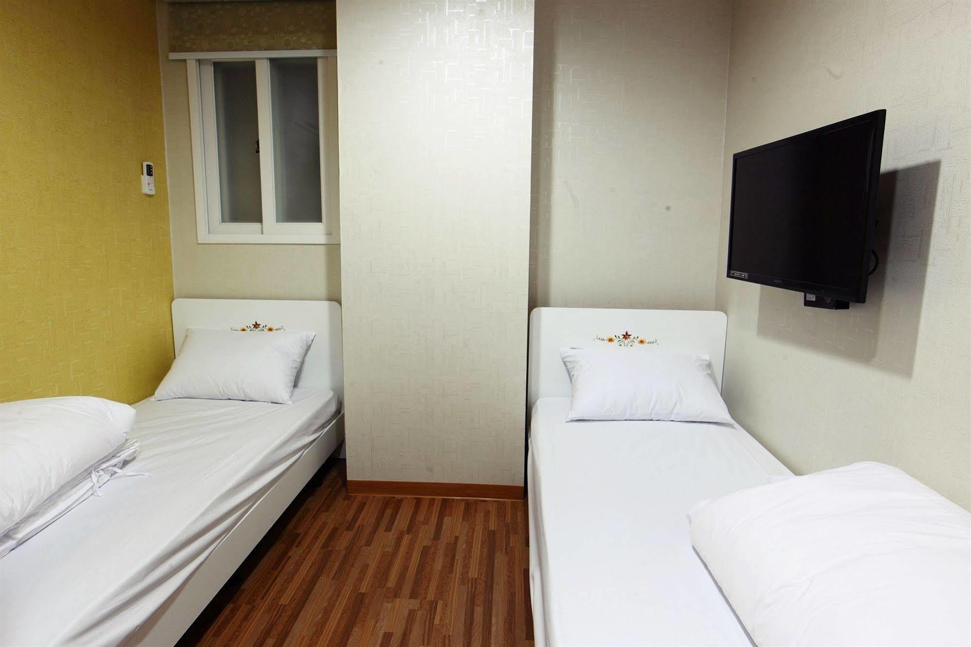 Chloe Guesthouse Gangnam Seúl Exterior foto