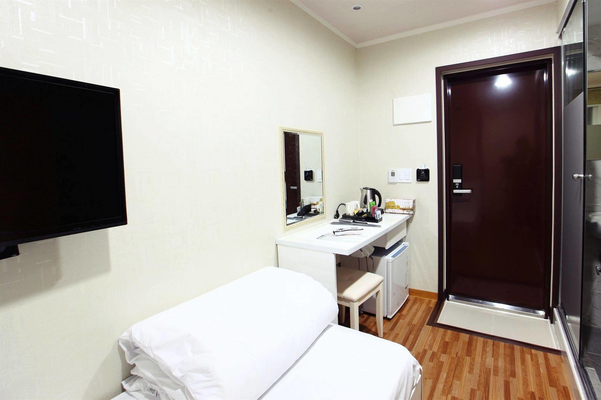 Chloe Guesthouse Gangnam Seúl Exterior foto