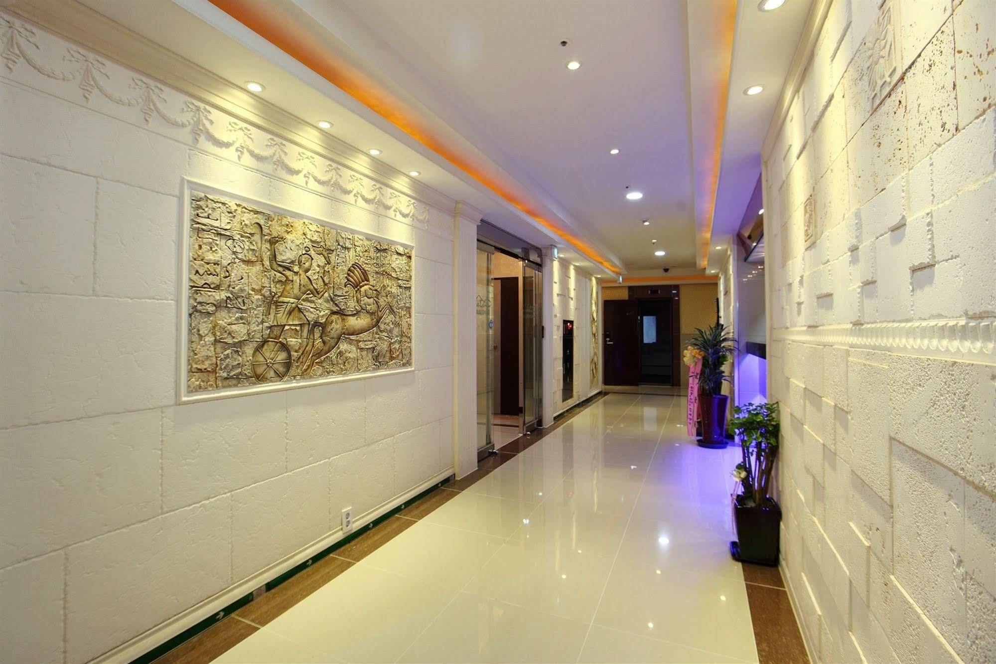 Chloe Guesthouse Gangnam Seúl Exterior foto